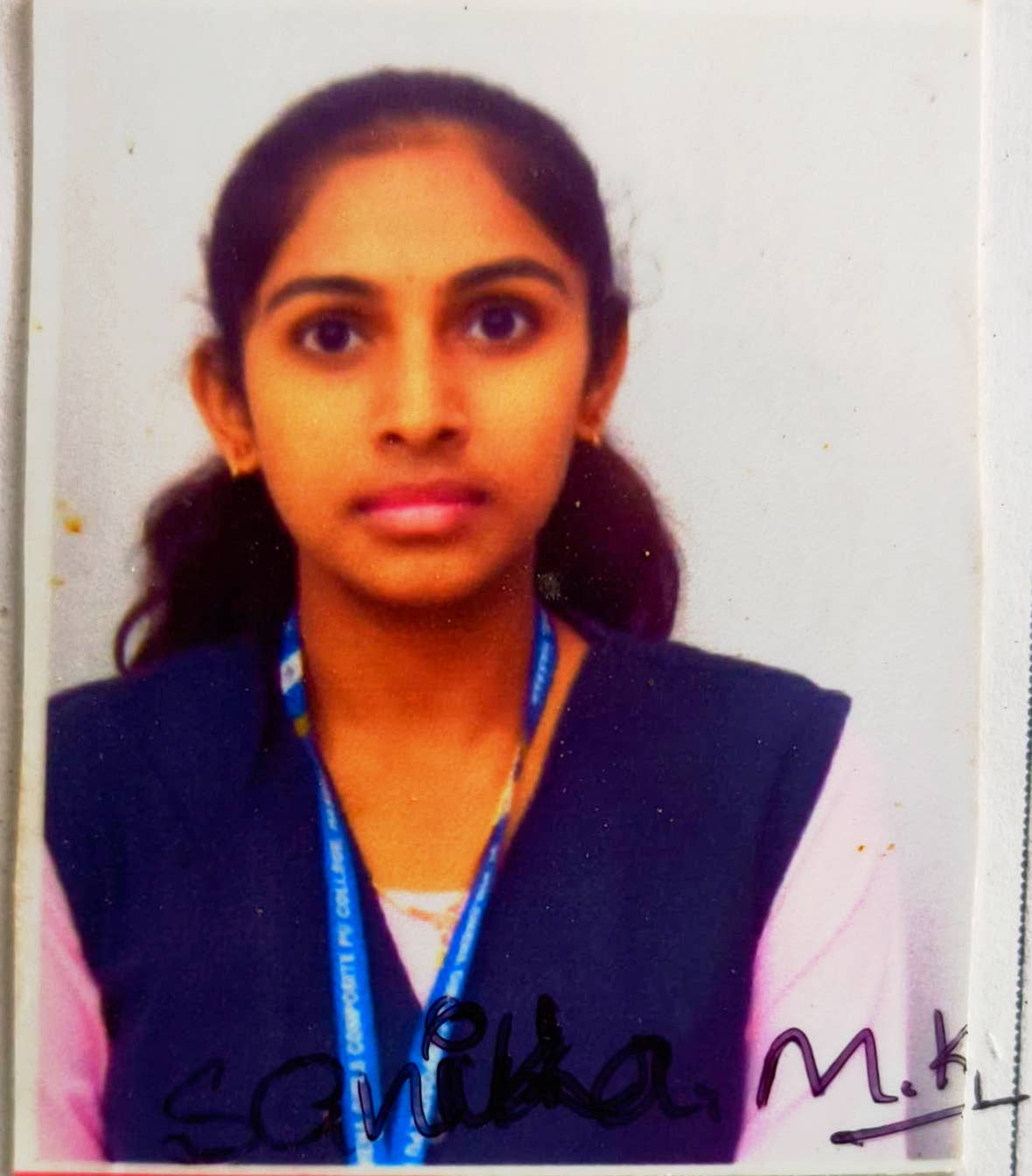 SANIKA M K photo