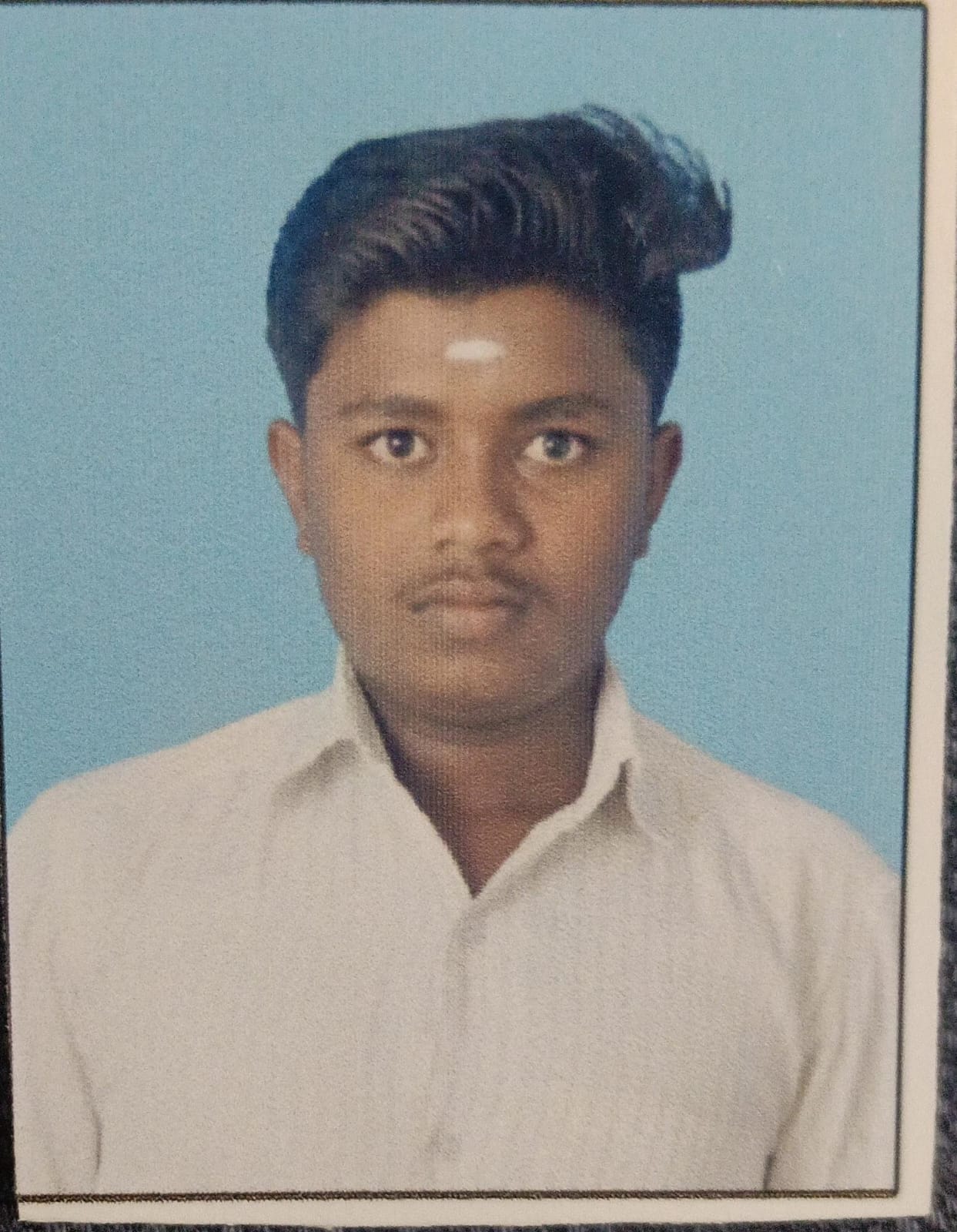 DARSHAN BANDIVADDAR photo