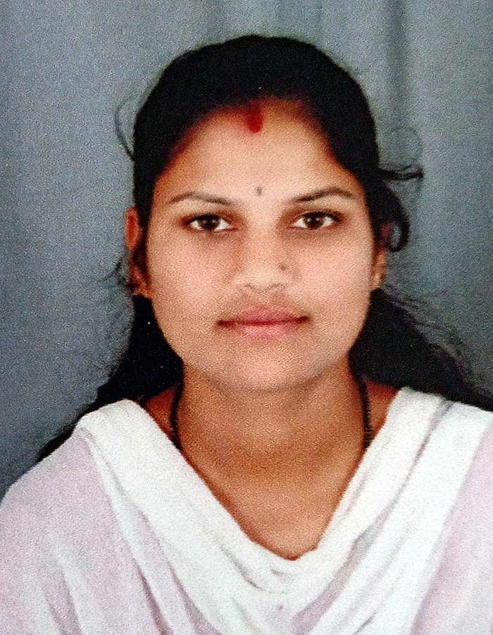 POOJA V photo
